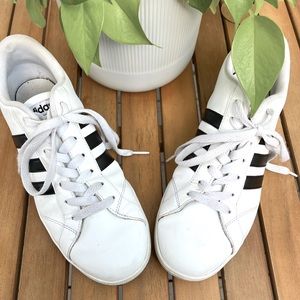 Adidas Women’s Grand Court Shoes, size 8.5